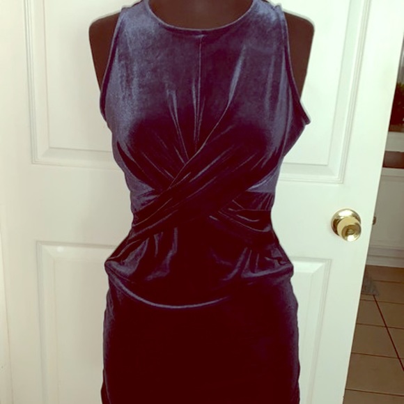 guess velvet dress
